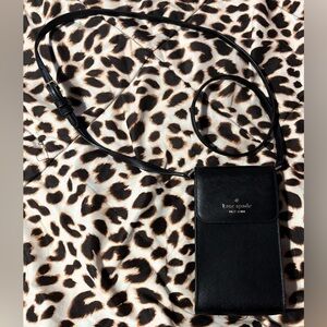 ✨Kate Spade Phone Crossbody Purse✨